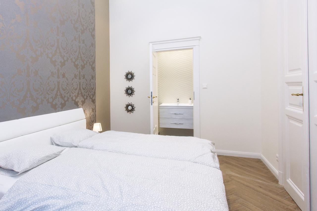 Jenny Luxury Two Bedrooms Apartment. 布达佩斯 外观 照片